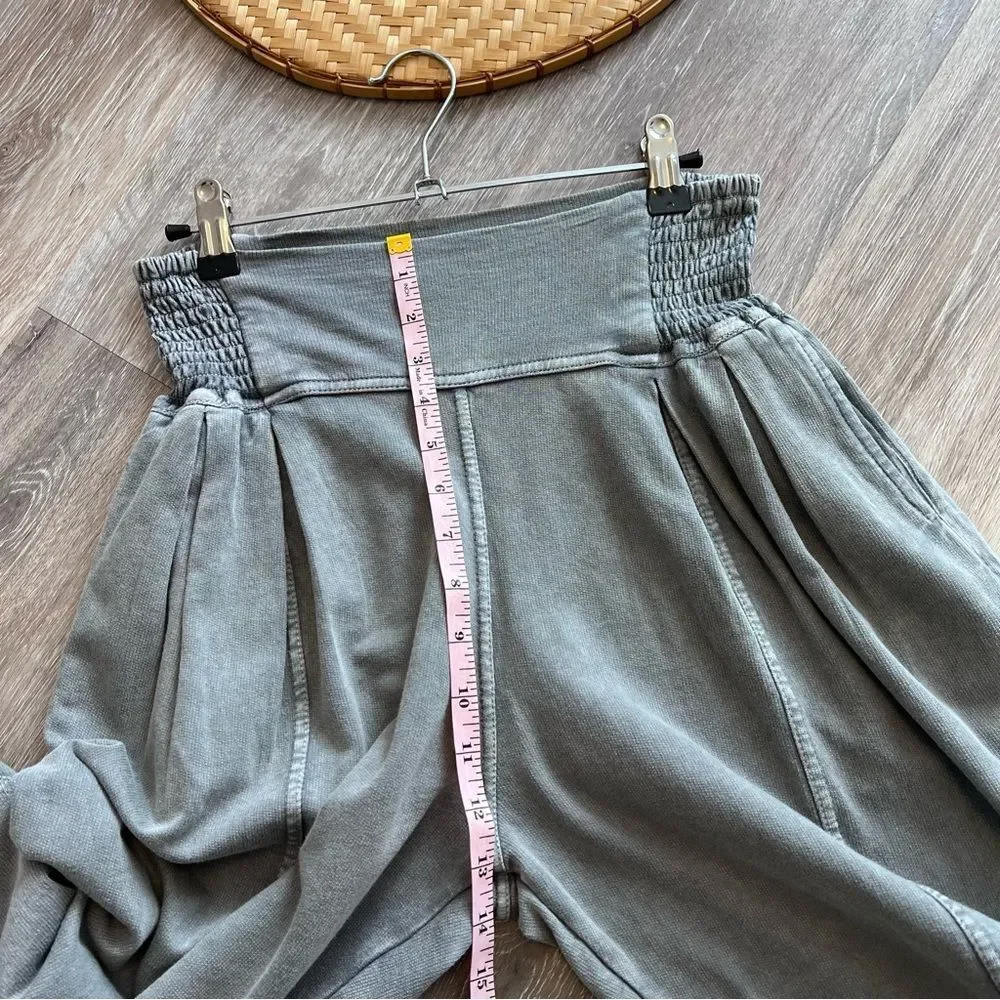 NWOT free people one Billie pants in gray women’s size‎ XS